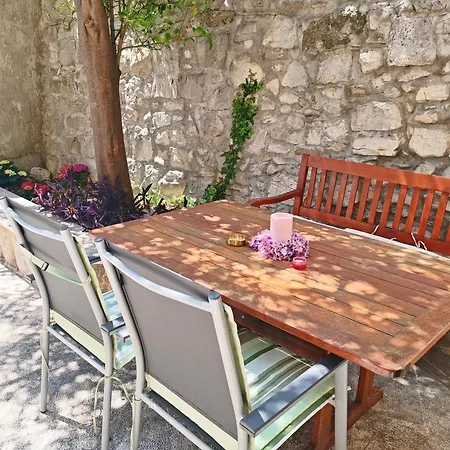 Appartement F&a