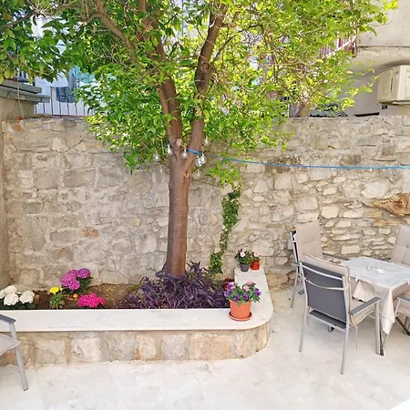 Appartement F&a *