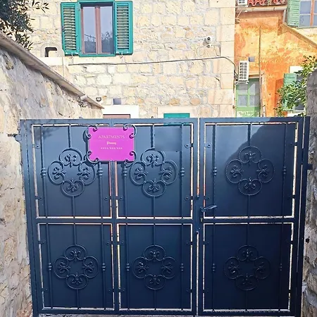 F&a Apartment
